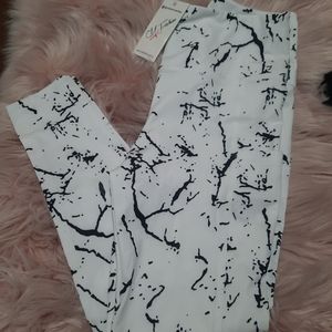 Nwt CM FASHION white marble leggings with pockets size small
